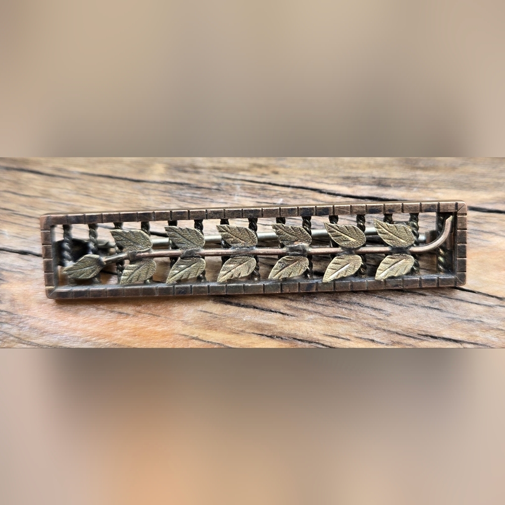 Bar Pin Brooch Vintage C-clasp Antique Gold Tone Metal 2" X .5"
